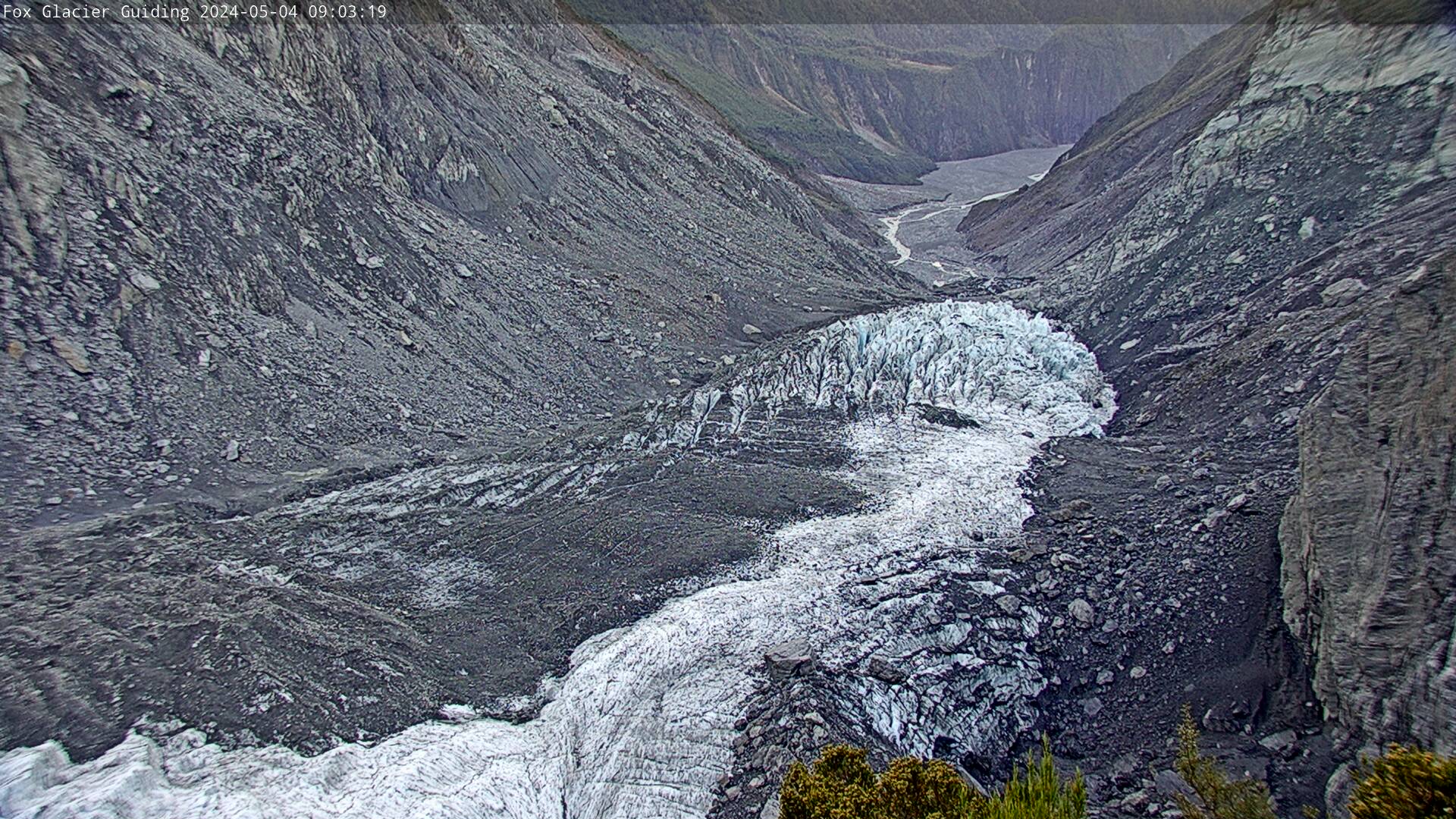 Latest image from Fox Glacier web cam - View 6