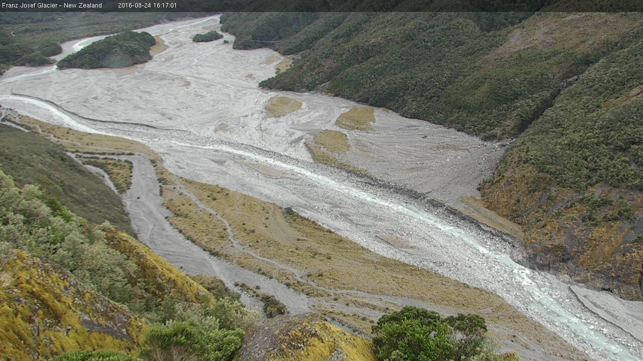 Latest image from Franz Josef Glacier web cam - View 7